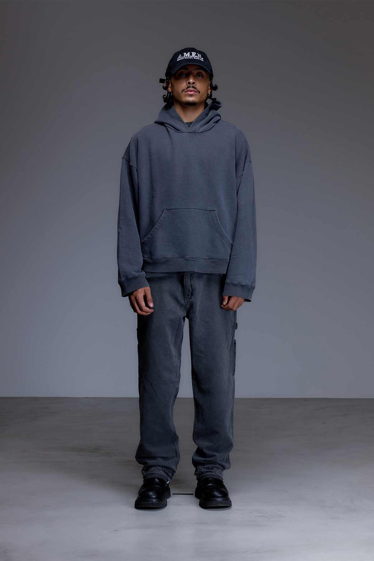 Calça Carpenter em Preto Desbotado